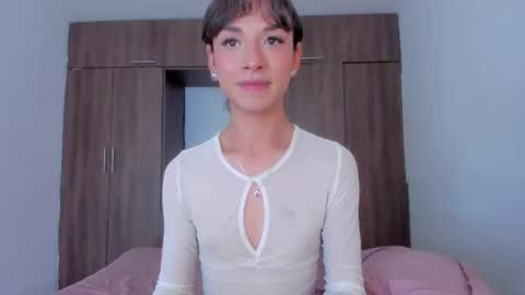 Snapshot of agathauwuart chatting on 07.15.26 Agatha online show from 07.15.26
