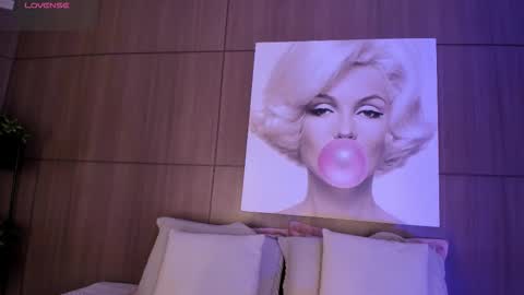    online show from 11.28.25