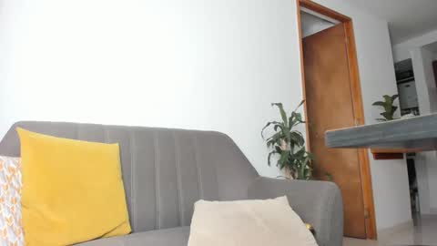 Sara Mesa online show from 10.25.25