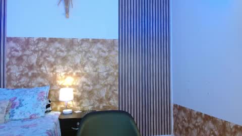 aghata walkerl online show from 04.06.26