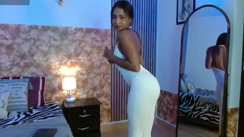 Snapshot of aghata_walkerl chatting on 04.23.26 aghata walkerl online show from 04.23.26