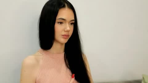 Snapshot of agness_leas chatting on 05.10.26 agness_leas online show from 05.10.26