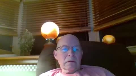 aguynrkfrd online show from 01.10.26