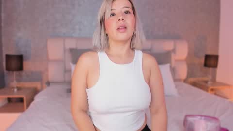 Ahmara  online show from 12.22.25