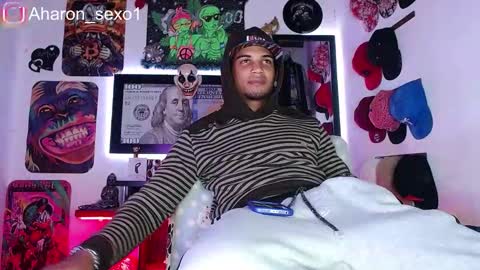 Aharon  Zamora online show from 02.23.25