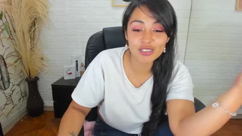 Ahisha online show from 02.13.25