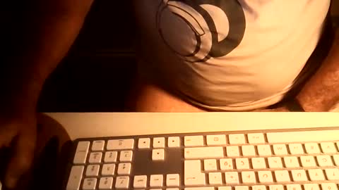 Snapshot of ahmole chatting on 05.02.26 Ole online show from 05.02.26