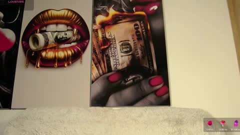 Aida  online show from 10.25.25