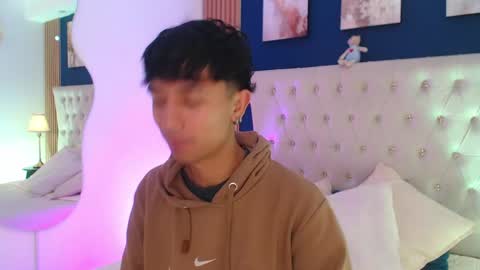 Aiden online show from 04.13.26