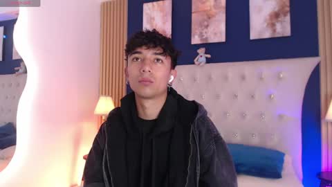 Snapshot of aiden_rivers_ chatting on 04.21.26 Aiden online show from 04.21.26