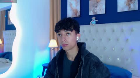 Snapshot of aiden_rivers_ chatting on 04.22.26 Aiden online show from 04.22.26
