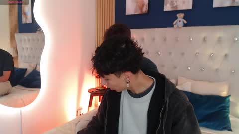 Snapshot of aiden_rivers_ chatting on 04.29.26 Aiden online show from 04.29.26
