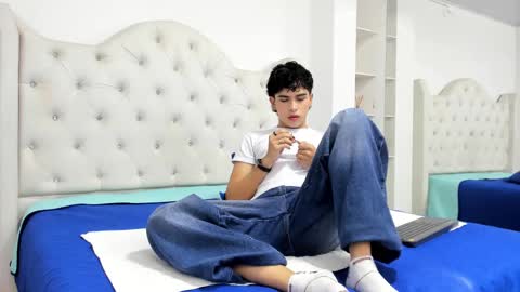 Aiden  online show from 02.27.25