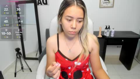 Ailyn online show from 09.19.25