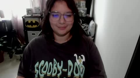 Snapshot of aikadreams chatting on 04.19.26 Catalina online show from 04.19.26