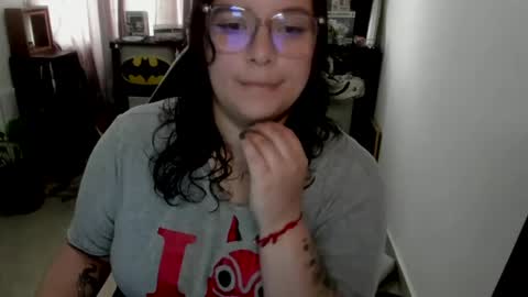 Snapshot of aikadreams chatting on 04.28.26 Catalina online show from 04.28.26