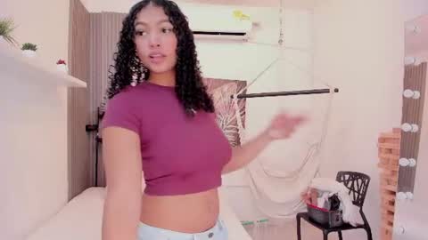 Snapshot of ailann_ chatting on 07.17.26 Alisson online show from 07.17.26