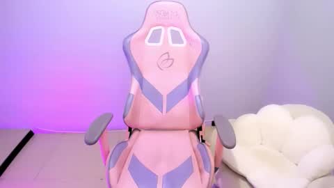 Ailee Hyuga online show from 12.05.25