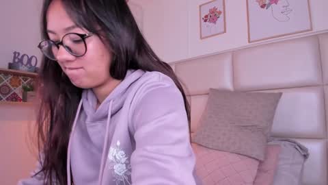 Aily Yozuko online show from 12.06.24