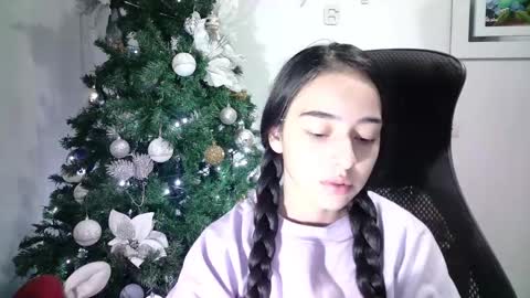 Snapshot of aineangeel chatting on 12.04.24 AINE online show from 12.04.24