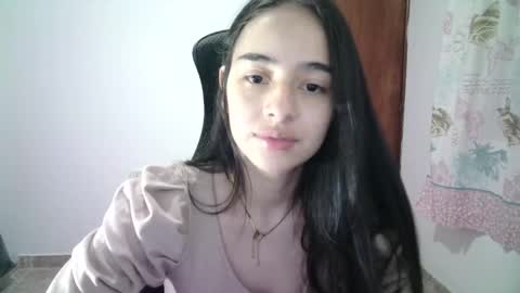 Snapshot of aineangeel chatting on 03.11.25 AINE online show from 03.11.25