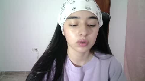 Snapshot of aineangeel chatting on 10.02.25 AINE online show from 10.02.25