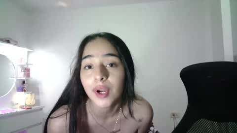 Snapshot of aineangeel chatting on 11.06.25 AINE online show from 11.06.25