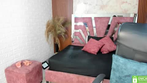 aisha__cambell online show from 03.04.26