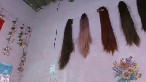 Snapshot of aisha_atenea chatting on 10.03.25 Jess online show from 10.03.25