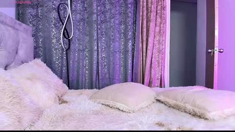 Snapshot of aisha_grace chatting on 01.11.25 Ash             INDEPENDET MODEL  online show from 01.11.25