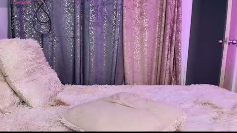 Snapshot of aisha_grace chatting on 01.23.25 Ash             INDEPENDET MODEL  online show from 01.23.25
