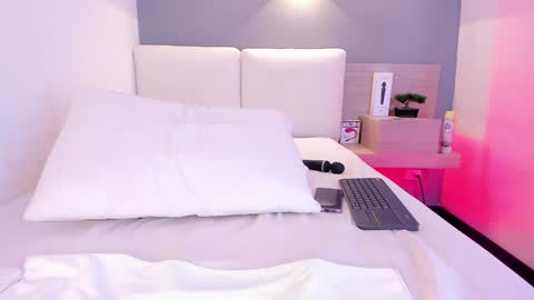 Aisha online show from 01.26.25