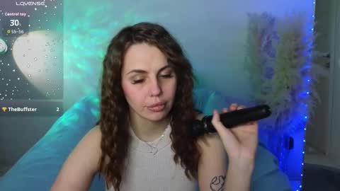 Aisha online show from 10.22.25