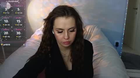 Aisha online show from 10.29.25