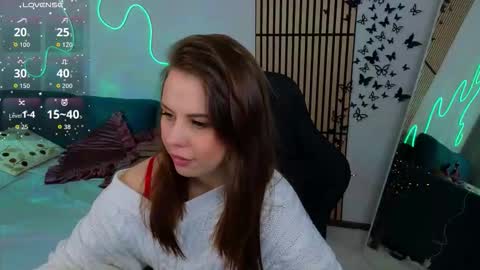 Aisha online show from 11.07.25