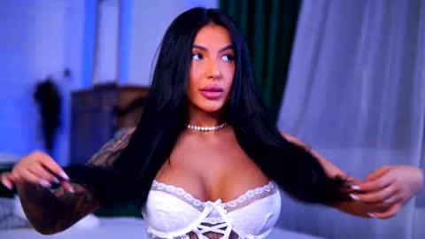 Maddy online show from 11.13.25