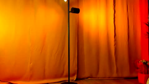 Lora online show from 03.07.25