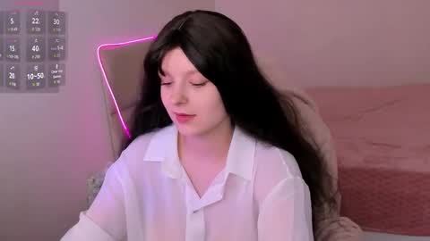 Snapshot of aishaaysitt chatting on 10.07.25 Aisha online show from 10.07.25