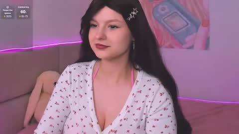 Snapshot of aishaaysitt chatting on 11.03.25 Aisha online show from 11.03.25