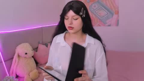 Snapshot of aishaaysitt chatting on 11.14.25 Aisha online show from 11.14.25