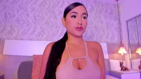 Aisha online show from 10.06.25