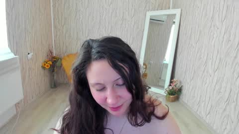 Aisha online show from 02.06.25