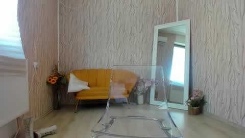 Aisha online show from 02.19.25