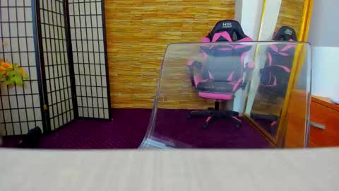 Aisha online show from 01.08.26