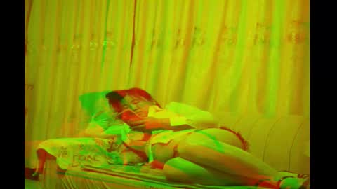 Snapshot of aiss520 chatting on 02.18.26 Unrestrained Girl online show from 02.18.26