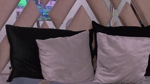 Snapshot of aitana_baker_ chatting on 01.22.25 little aitana  online show from 01.22.25