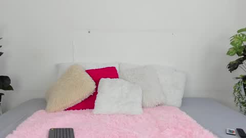 Snapshot of aitana_baker_ chatting on 03.12.25 little aitana  online show from 03.12.25