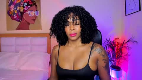 Snapshot of aitana_brown chatting on 05.03.26 Aitana Brown online show from 05.03.26