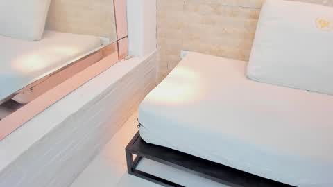 Snapshot of aitana_cole chatting on 02.24.26 AITANA online show from 02.24.26