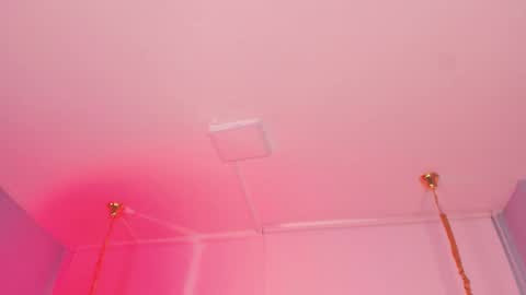 Aitana Hilton  online show from 01.05.26